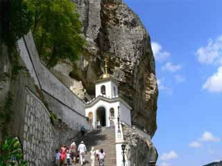 صور Uspenskiy Cave Monastery معبد